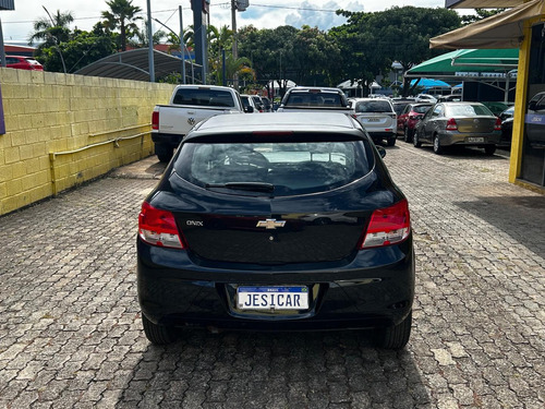 Chevrolet Onix 1.0 Joy 8v Flex 4p Manual