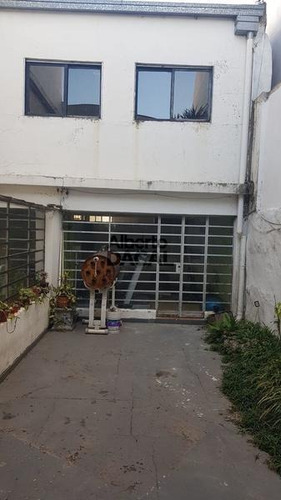 Local - La Plata