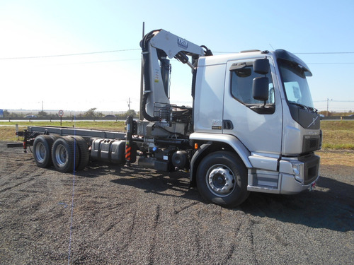 Imagem 2 de 25 de Volvo Vm 270 Munck 2022