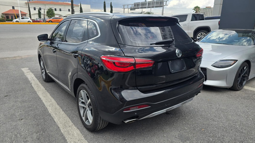 MG HS 1.5 Exite
