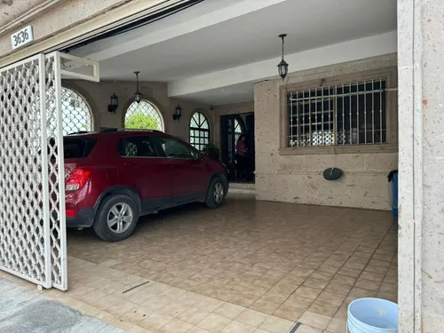 Casa En Venta En Colonia Del Paseo Residencial, Monterrey, Nuevo León