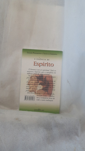 Livro A Essência Do Espírito - A Arte De Viver - Martin Claret Editora - Editora Martin Claret (Usado)