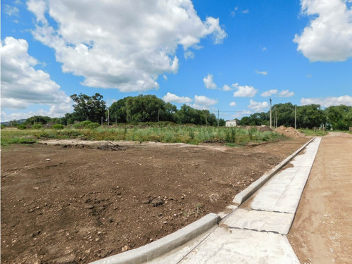 Lote En Venta 300 M2. Zona La Rural. Tandil