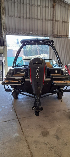 Imagen 9 de 11 de Lancha Victoria Open Wake Evinrude 150 Hp Linea 2022 Full
