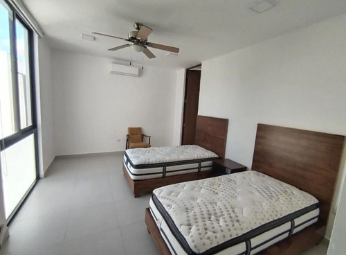 Casa En Renta En Temozon, Privada Tanaj