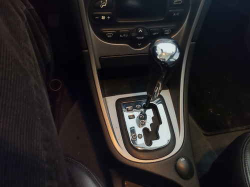 Imagen 8 de 12 de Peugeot 307 2004 2.0 Sw Premium Tiptronic