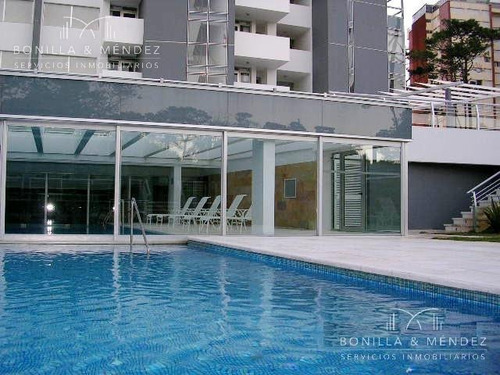 Seasons Tower, Frente Al Conrad Y A La Mansa, 2 Suites.