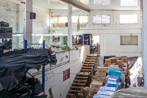 Imagen 6 de 7 de Venta Gran Depósito - Local Industria En La Comercial