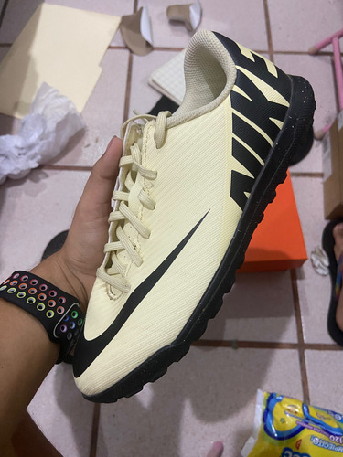 Tenis De Fútbol Nike Mercurial Vapor 15 Academy Tf (Usado)