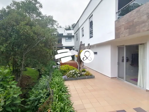Venta Casa Unifamiliar Área 530m2, Alto Del Escobero