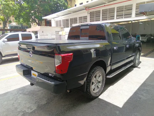 Nissan Tittan Sv 2017 4x2