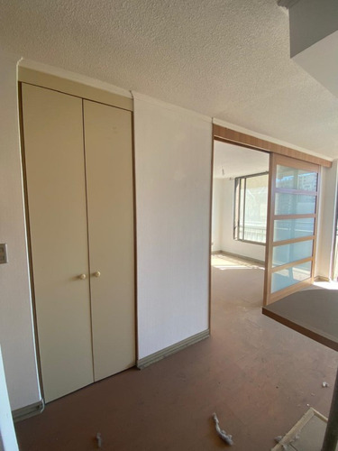 En Venta 1d+1b Amplio Dpto. Av.portugal/sta. Isabel
