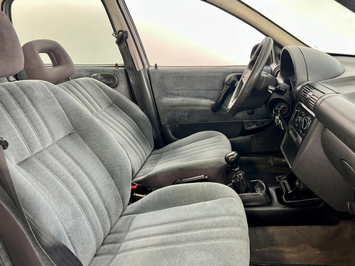 Chevrolet Corsa Corsa Hatch GL 1.6 MPFi 4p