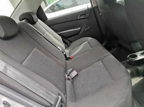 Imagen 12 de 13 de Chevrolet Aveo 2017 1.6 Lt Bolsas De Aire Y Abs Mt (5337)