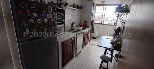 Imagen 4 de 30 de * Apartamentos En Venta * Zona Este Barquisimeto Lara Codigo # 23-16461 Mas Informacion :: 412 - 1498654 , Katty Vasquez Rentahouse Co.