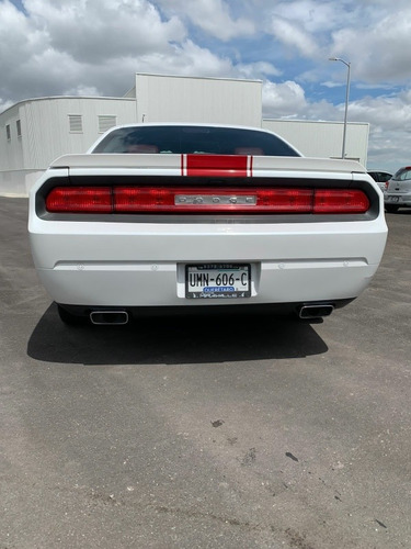 Imagen 7 de 15 de Dodge Challenger 3.6 Black Line V6 At 2015