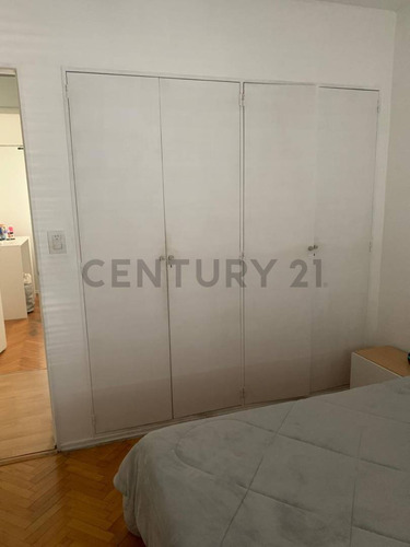 Departamento 3 Ambientes En Flores - Excelente Ubicacion - Oportunidad