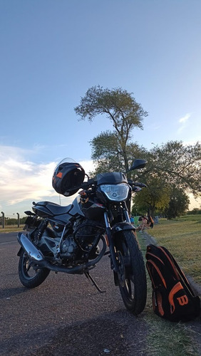 Bajaj Rouser 135 Ls