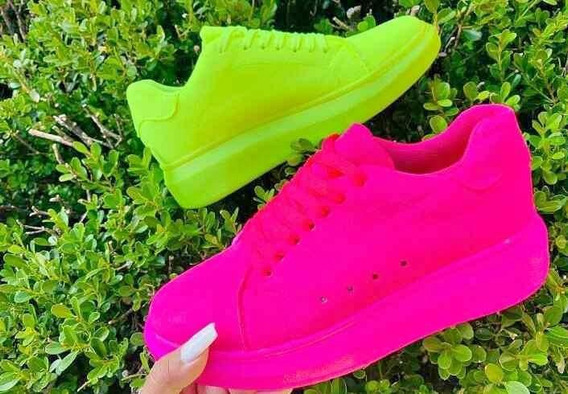 tenis color neon para mujer