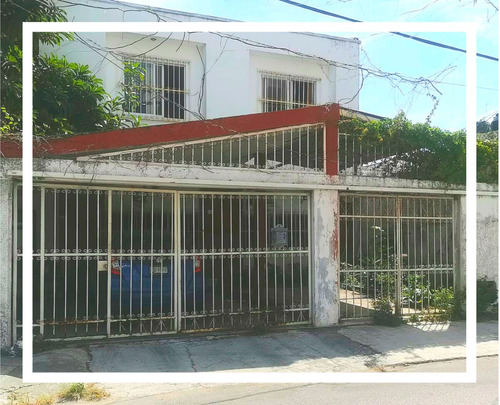 Casa En Venta En La Sm 22