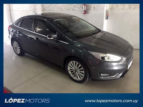 Ford Focus Titanium