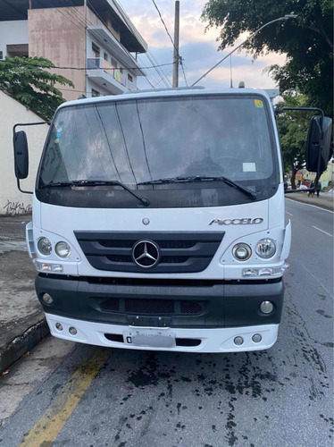 Mercedes Benz Accelo 1016