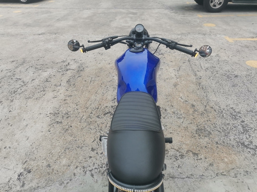 Imagen 5 de 8 de Honda 125 Customizada