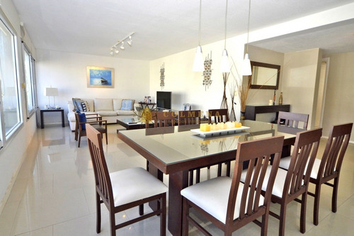 Encantador Departamento A Metros Del Mar! Con Amplio Metraje-ref:3248