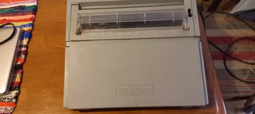 comprar Maquina De Escribir Eléctrica Marca  Brother  Mod. Gs6000