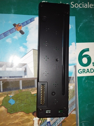 Imagen 2 de 3 de Frontal De Reproductor Modelo Gm7020ubt O Cambio Lo Publicad