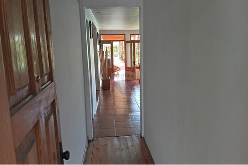 2 Bodegas En José Leyán, Talagante