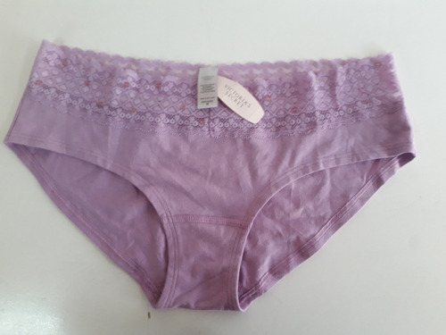 Linda Pantaleta Victoria's Secret Talla M, Color Lila.