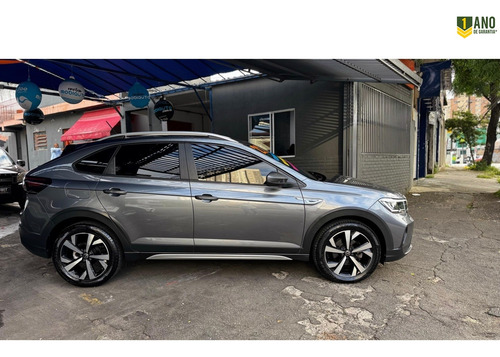 Volkswagen Nivus 1.0 200 TSI TOTAL FLEX HIGHLINE AUTOMÁTICO
