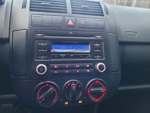 Volkswagen Polo Polo 1.6 MI 8V TOTAL FLEX 4P MANUAL