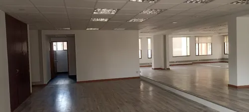 Oficina En Arriendo En Chico Norte. Cod A1105066