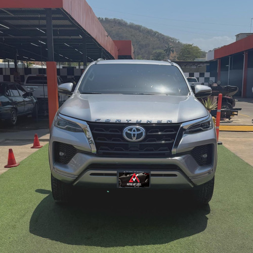 Toyota Fortuner Vx.r Sr5 4x4 V6