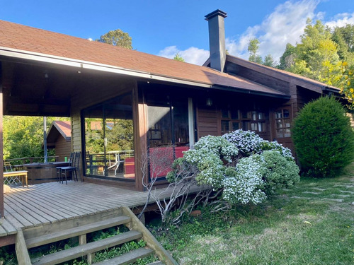 Sueño Campestre En Los Riscos: Parcela Con Casa, Cabaña Y M