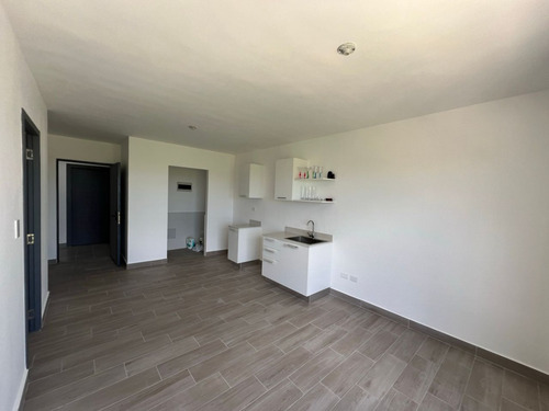 Apartamento Listo Para Estrenar Ideal Para Airbnb En Punta Cana, Con Amenidades De Lujo, 1 Habitación