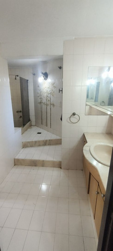 Venta Casa Paraiso 5 Amb Barrio Norte 661m2 Cub 230m2 Cub