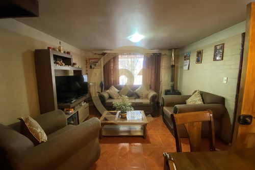Casa En Villa Alameda.
