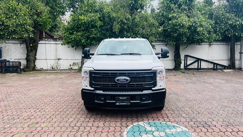 K3b F-350 Xl Plus 7.3l 16v V8, Automática 10 Vel