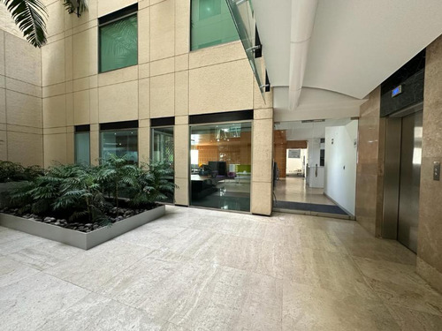 Oficinas En Venta En Lomas De Chapultepec, A Unos Pasos De Periférico