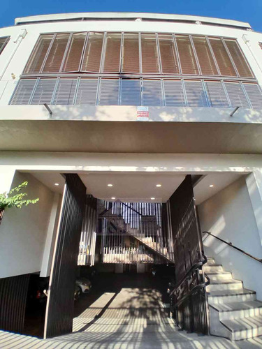 Excelente Casa Estilo Townhouse De 3 Niveles, En Providencia