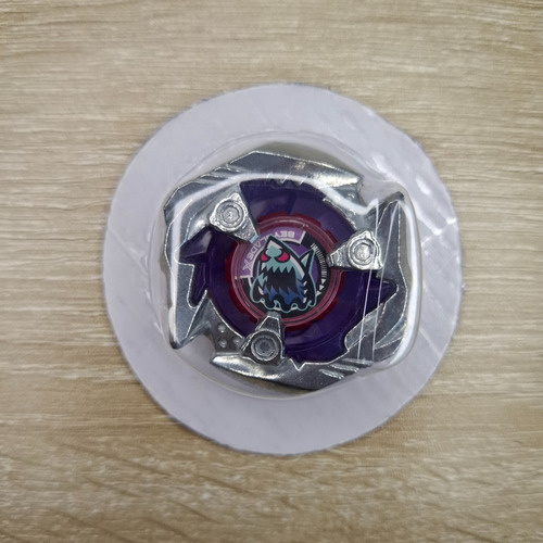 Beyblade X (blade) Shark Edge Violeta (Usado)