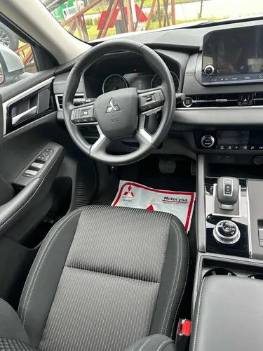 Mitsubishi All New Outlander 4x2 2.5l At.