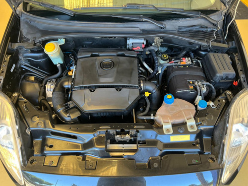 Fiat Punto 1.6 Caj De 5ta. 16 V.