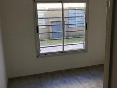 Imagen 8 de 10 de Departamento En Venta En José C Paz