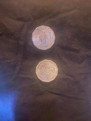 Moneda De 5 Centésimos Del 1977 Y 1978