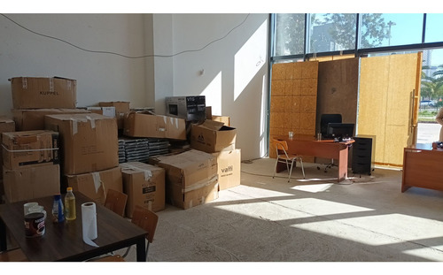Arriendo Local Comercial 73,11 M2 Nivel Calle + 22,75 M2 En