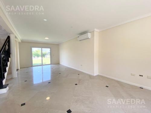 Imagen 14 de 30 de Casa En Venta Estilo Clásico. Barrio Tipas Lote Interno En Zona Bien Consolidada.